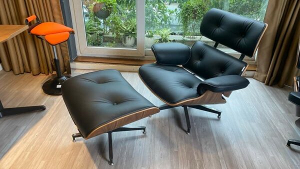 eames lounge