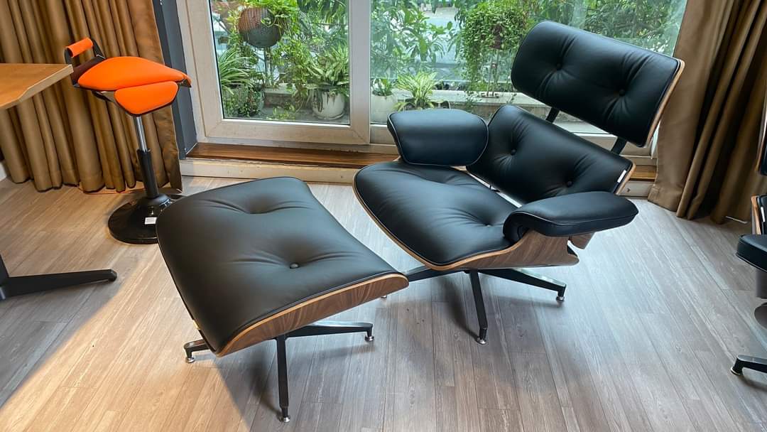 eames lounge